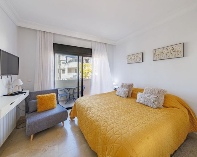 Image No.19-2 Bed Townhouse for sale