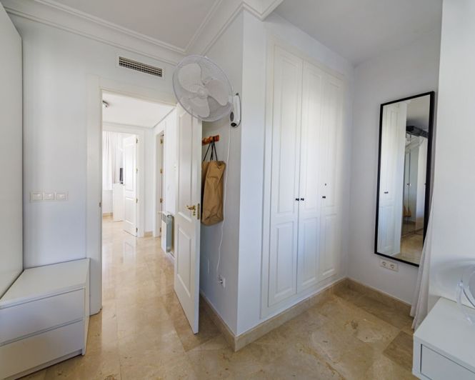 Image No.23-2 Bed Townhouse for sale