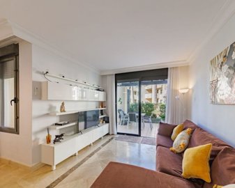 1639542lg