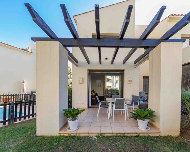 Image No.9-2 Bed Townhouse for sale