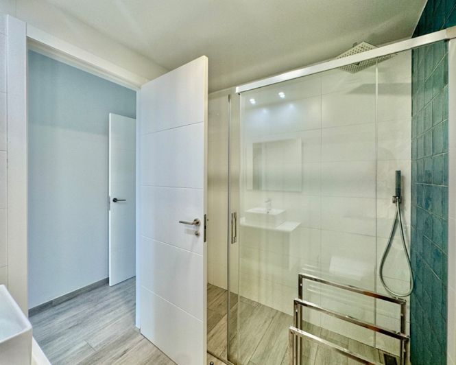 Image No.13-2 Bed Apartment for sale