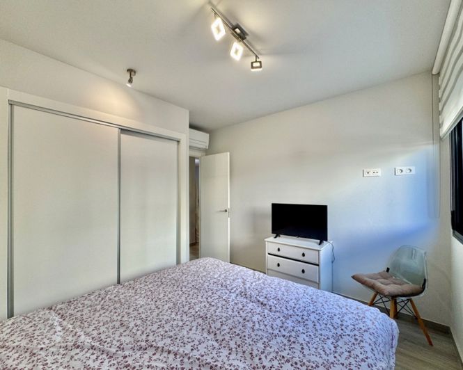 Image No.16-2 Bed Apartment for sale