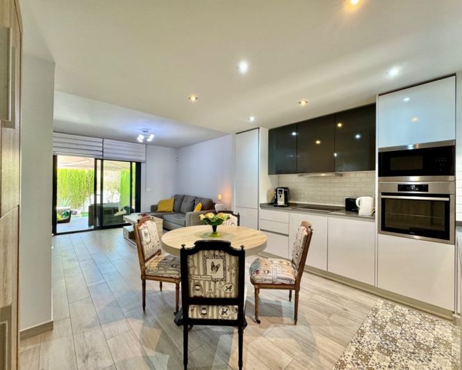 Image No.22-2 Bed Apartment for sale
