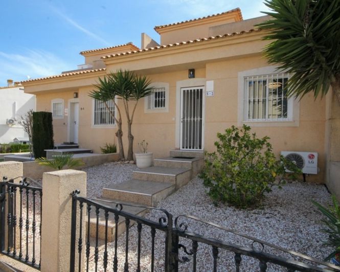 Image No.31-4 Bed Townhouse for sale