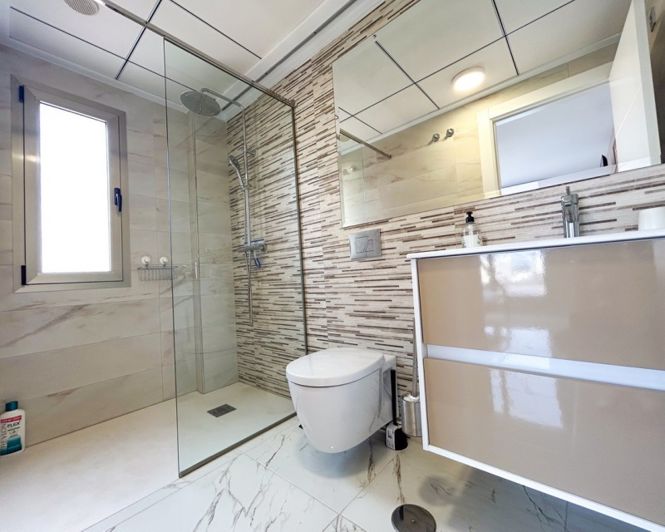 Image No.24-3 Bed Villa for sale