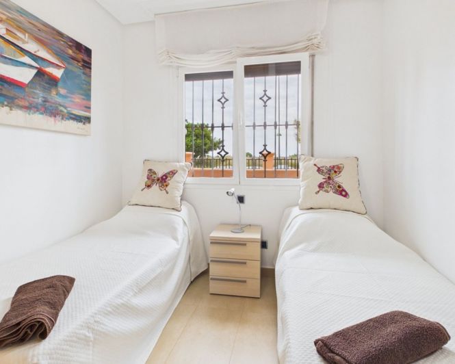 Image No.17-3 Bed Apartment for sale