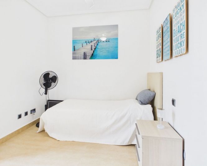 Image No.19-3 Bed Apartment for sale