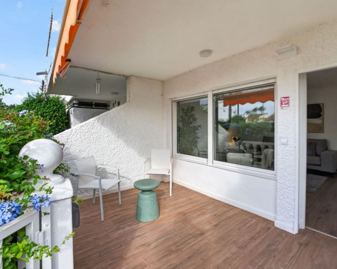 Image No.16-2 Bed Townhouse for sale