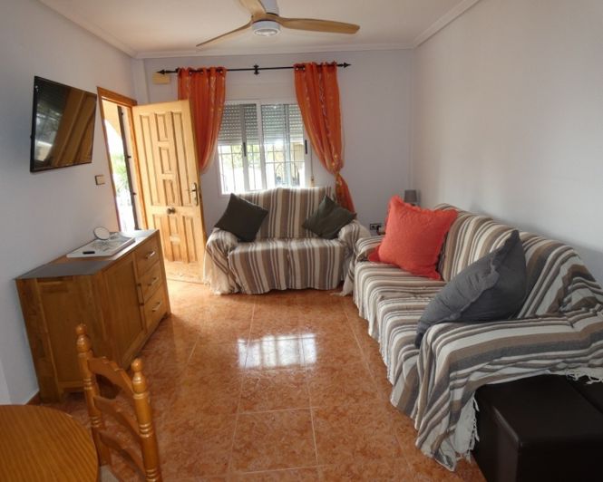 Image No.12-3 Bed Townhouse for sale
