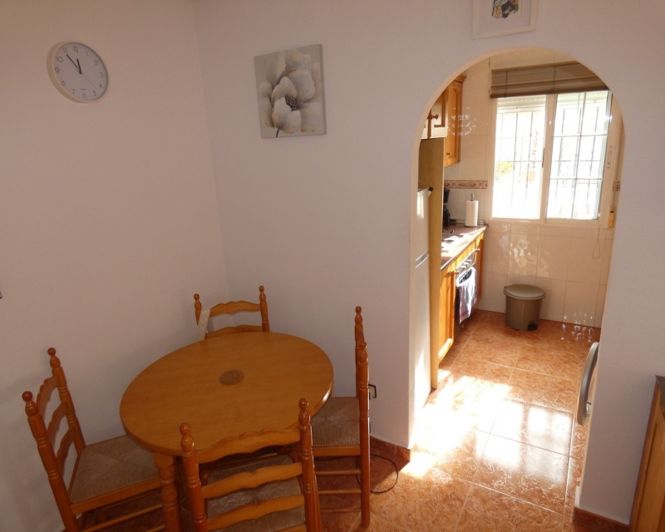 Image No.15-3 Bed Townhouse for sale