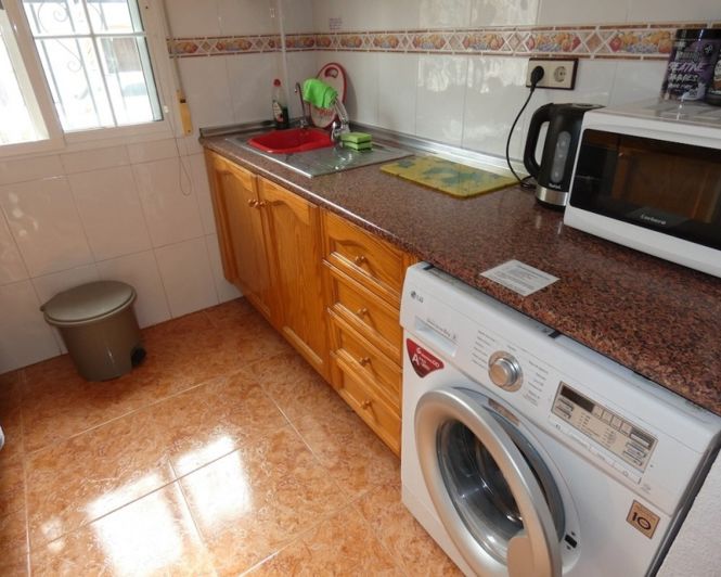 Image No.16-3 Bed Townhouse for sale
