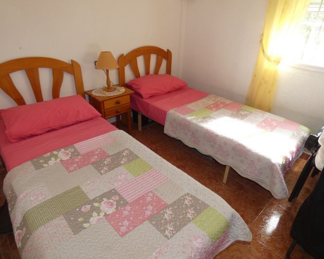 Image No.19-3 Bed Townhouse for sale
