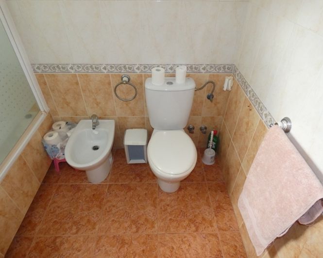 Image No.28-3 Bed Townhouse for sale