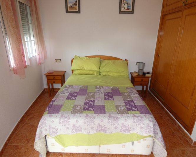 Image No.29-3 Bed Townhouse for sale