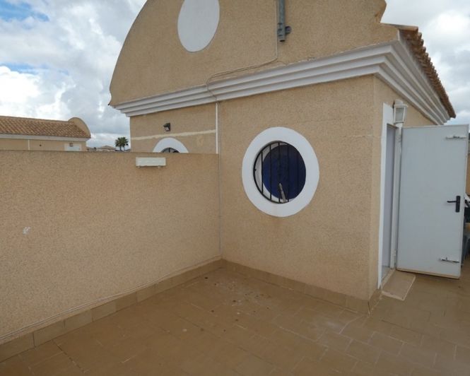 Image No.37-3 Bed Townhouse for sale