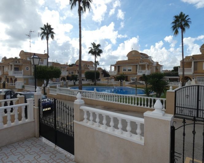 Image No.5-3 Bed Townhouse for sale