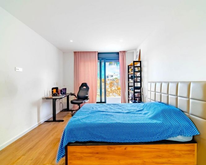 Image No.19-6 Bed Villa for sale