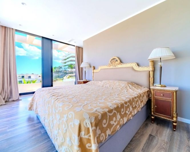 Image No.24-6 Bed Villa for sale