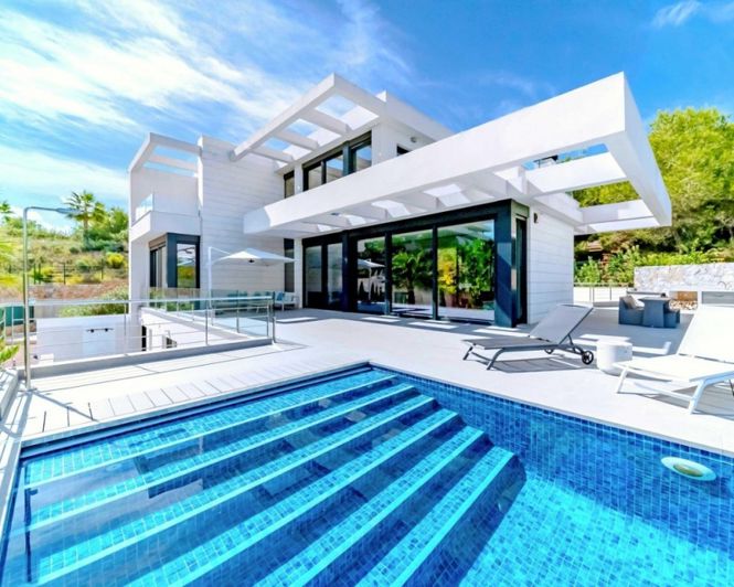Image No.42-6 Bed Villa for sale