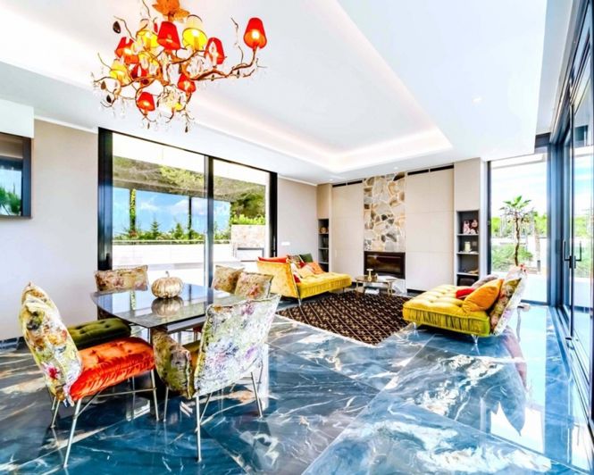 Image No.6-6 Bed Villa for sale