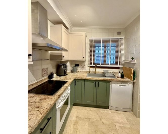 Image No.4-2 Bed Apartment for sale