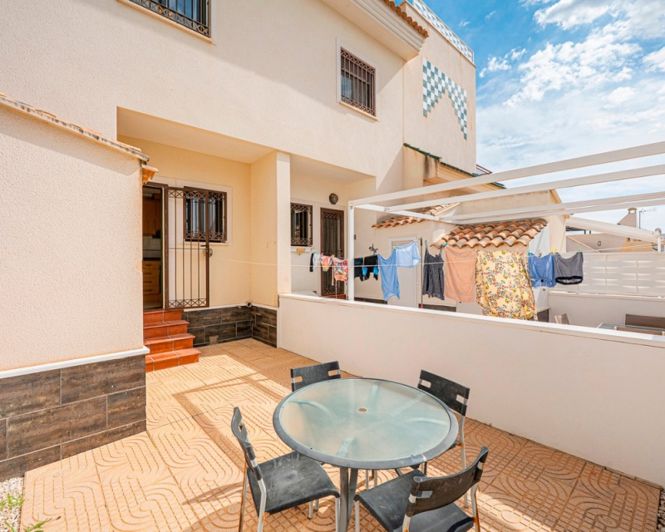 Image No.14-2 Bed Townhouse for sale