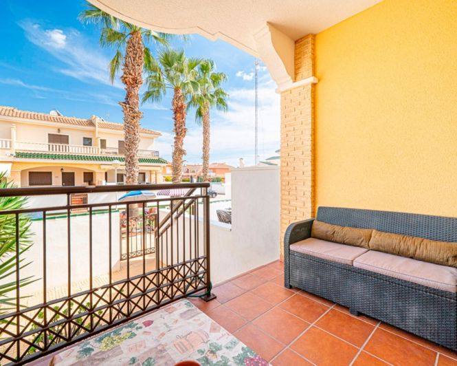 Image No.4-2 Bed Townhouse for sale