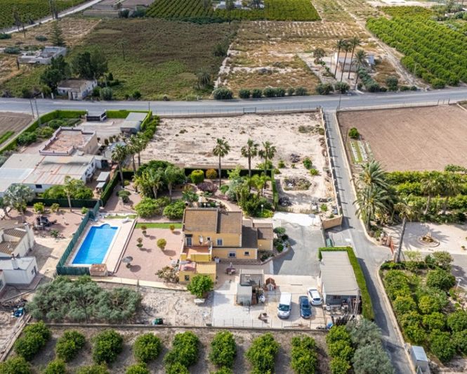 Image No.48-5 Bed Villa for sale
