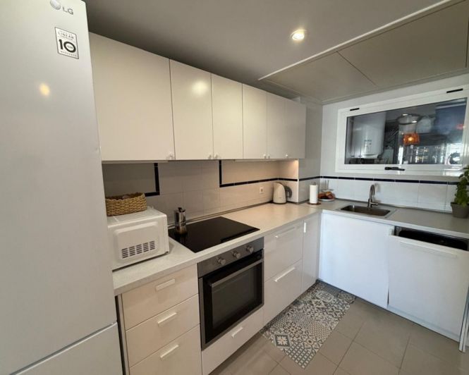 Image No.28-2 Bed Apartment for sale