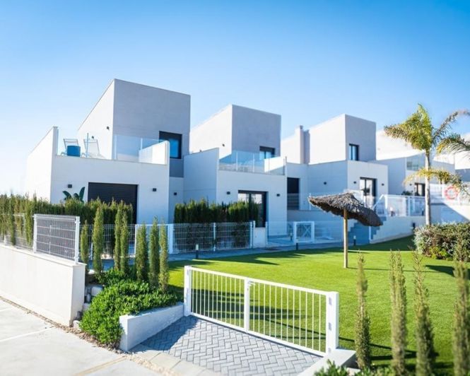 Image No.48-2 Bed Townhouse for sale