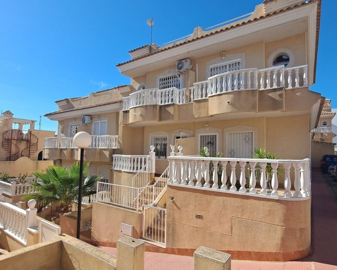 Image No.2-Casa adosada con 2 dormitorios en venta