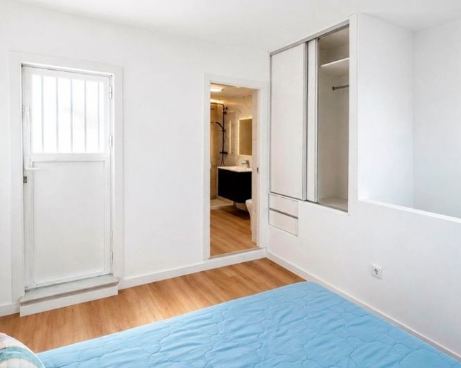 Image No.14-3 Bed Townhouse for sale