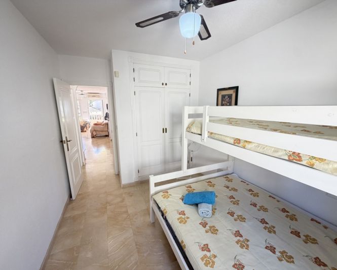 Image No.14-3 Bed Townhouse for sale