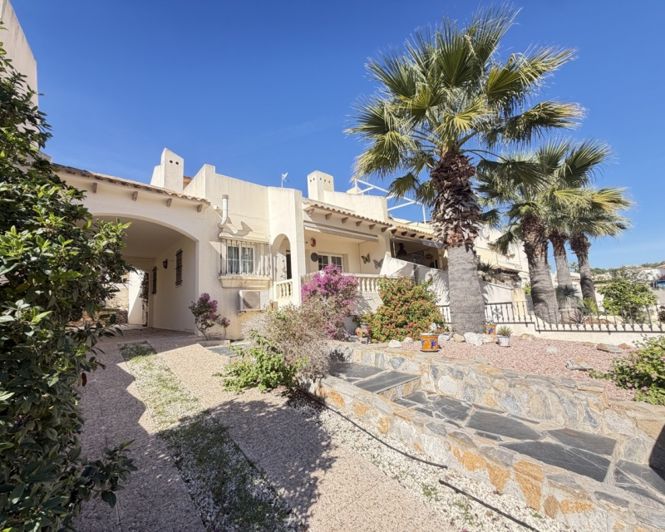 Image No.3-3 Bed Townhouse for sale