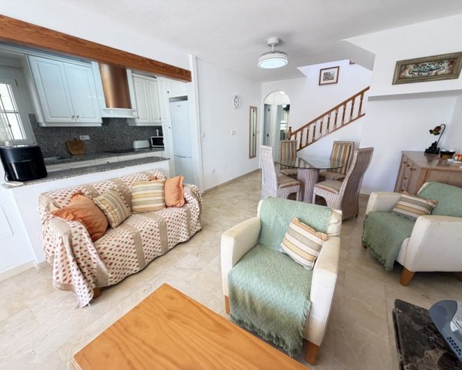 Image No.7-3 Bed Townhouse for sale