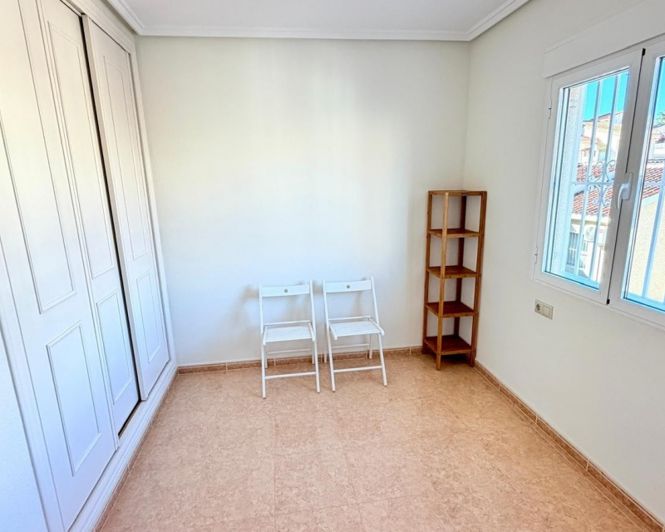 Image No.26-3 Bed Townhouse for sale