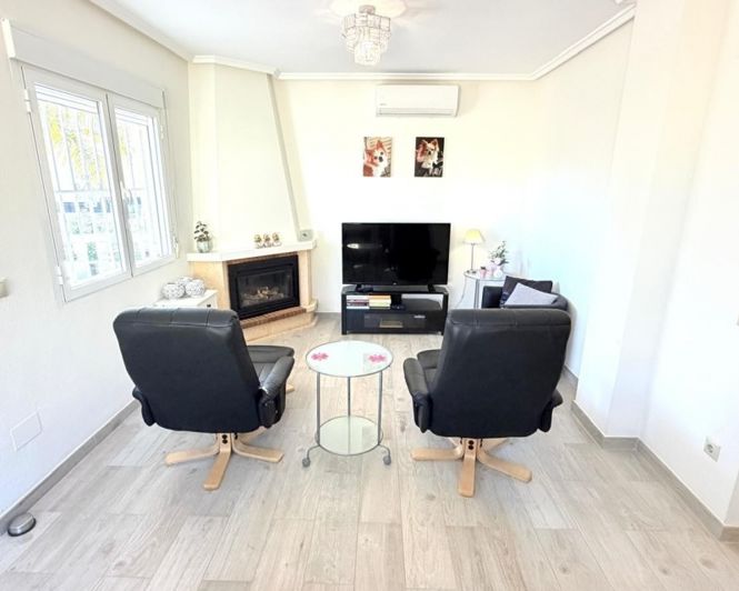 Image No.3-3 Bed Townhouse for sale