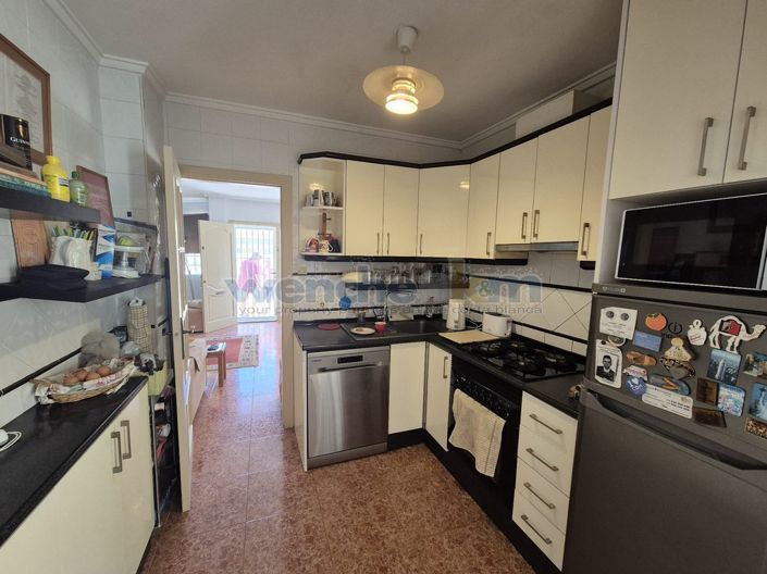 Image No.40-2 Bed Villa for sale