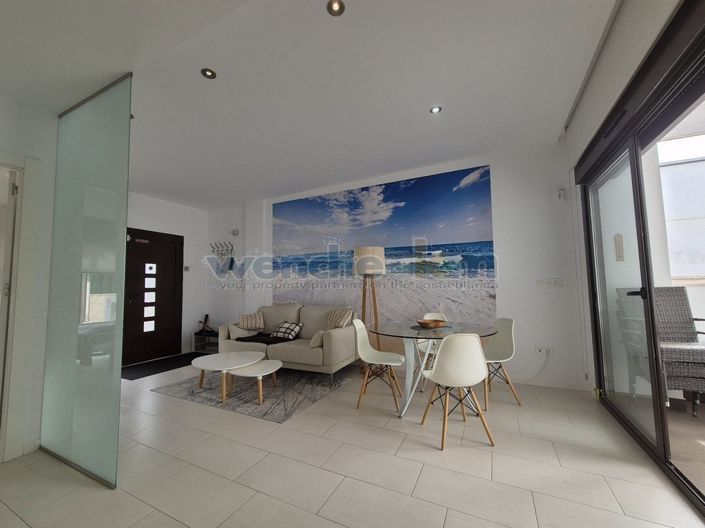 Image No.11-2 Bed Property for sale