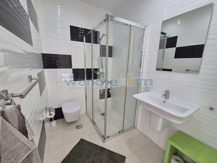 Image No.20-2 Bed Bungalow for sale