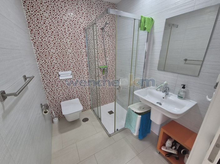 Image No.21-2 Bed Bungalow for sale