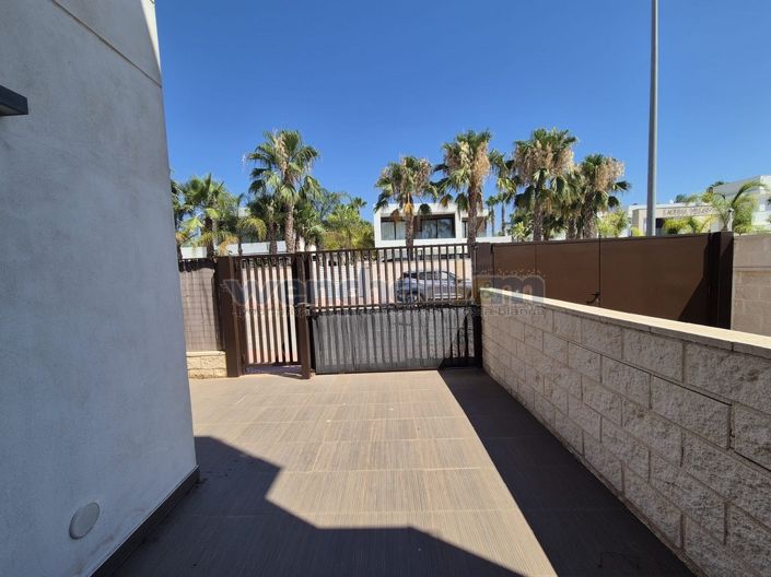 Image No.24-2 Bed Bungalow for sale