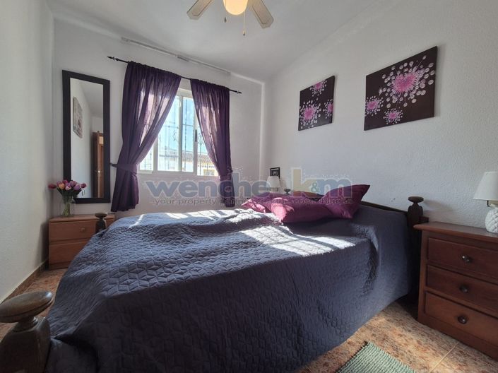 Image No.13-2 Bed Property for sale