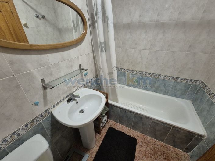 Image No.16-2 Bed Property for sale