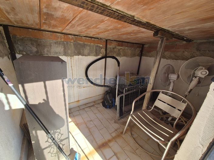 Image No.20-2 Bed Property for sale