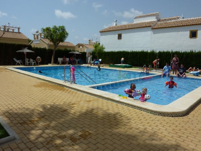 Image No.23-2 Bed Property for sale