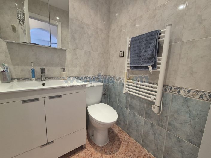 Image No.17-2 Bed Bungalow for sale