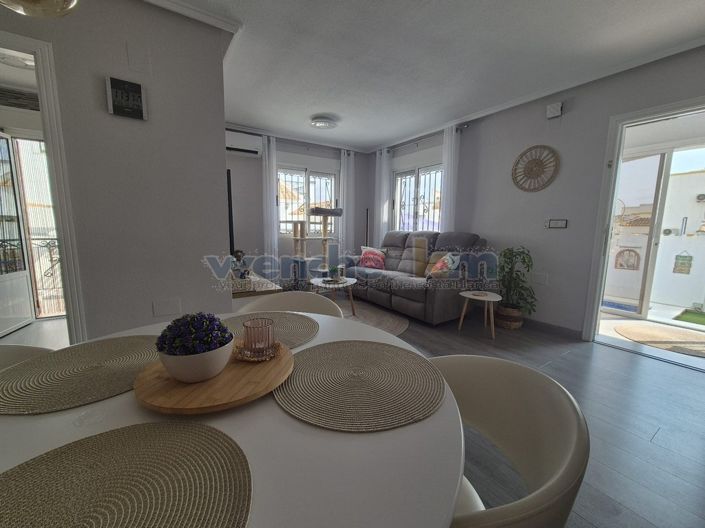 Image No.21-3 Bed Property for sale