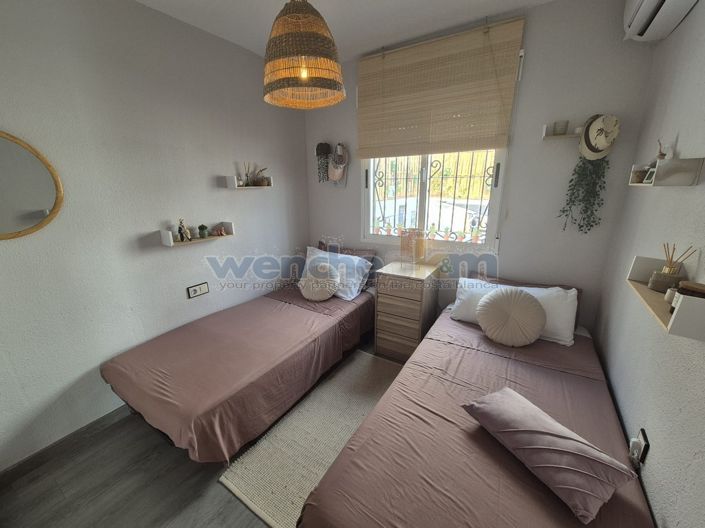 Image No.26-3 Bed Property for sale