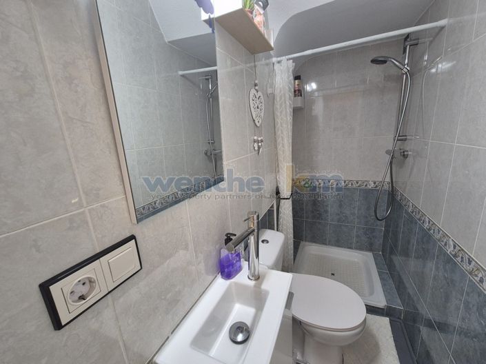 Image No.28-3 Bed Property for sale